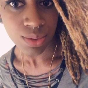 Meet your Posher, Willow